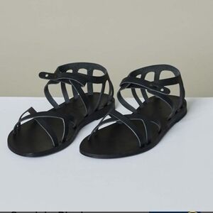 Valia‎ Gabriel Waikiki  Sandals